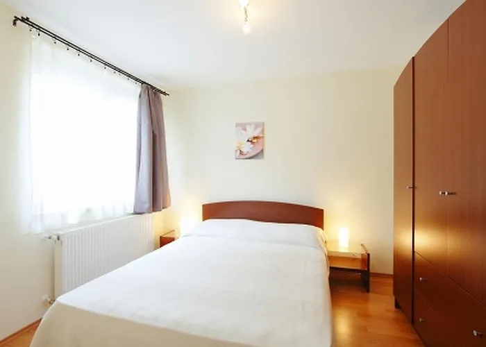 Centrum Apartmanhaz * Hévíz